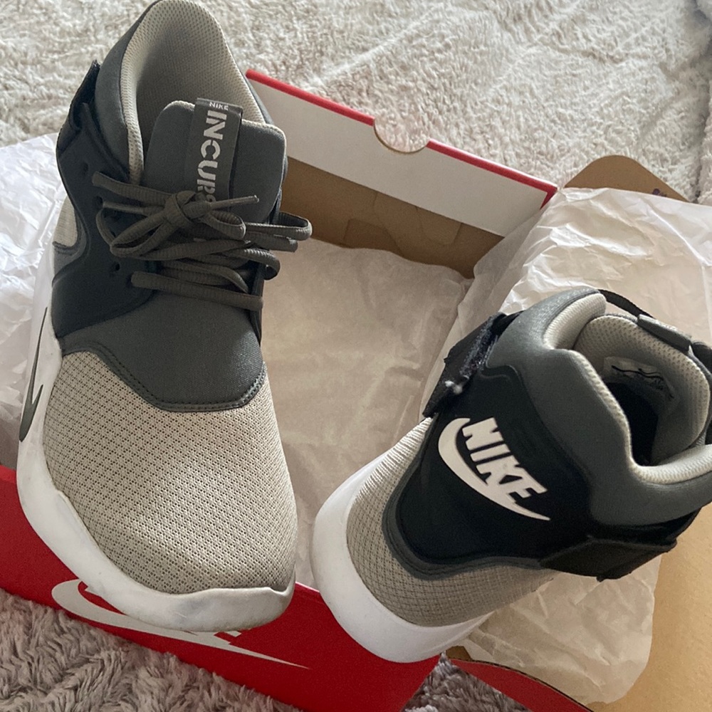 Nike Incursion Mid